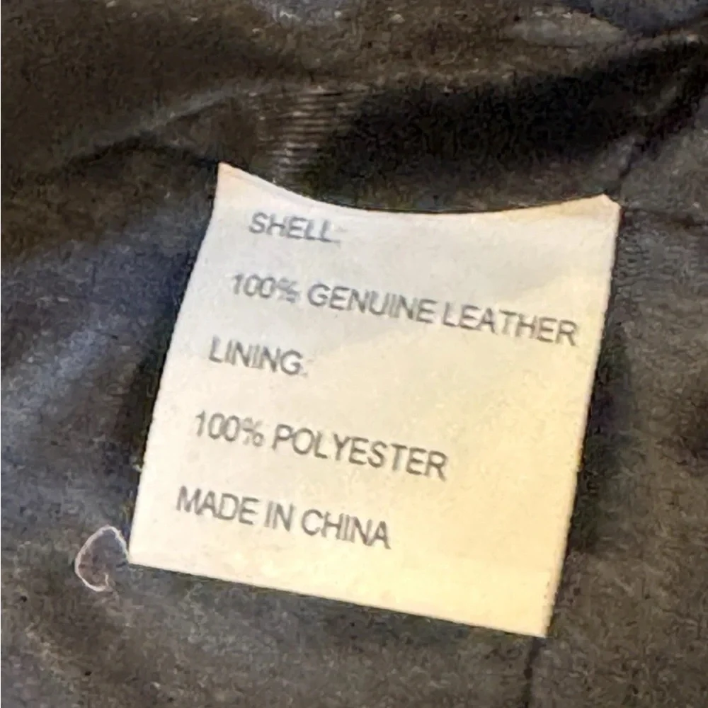 CAbi Black Leather Belted Biker Vest Sz Small - Picture 9 of 10